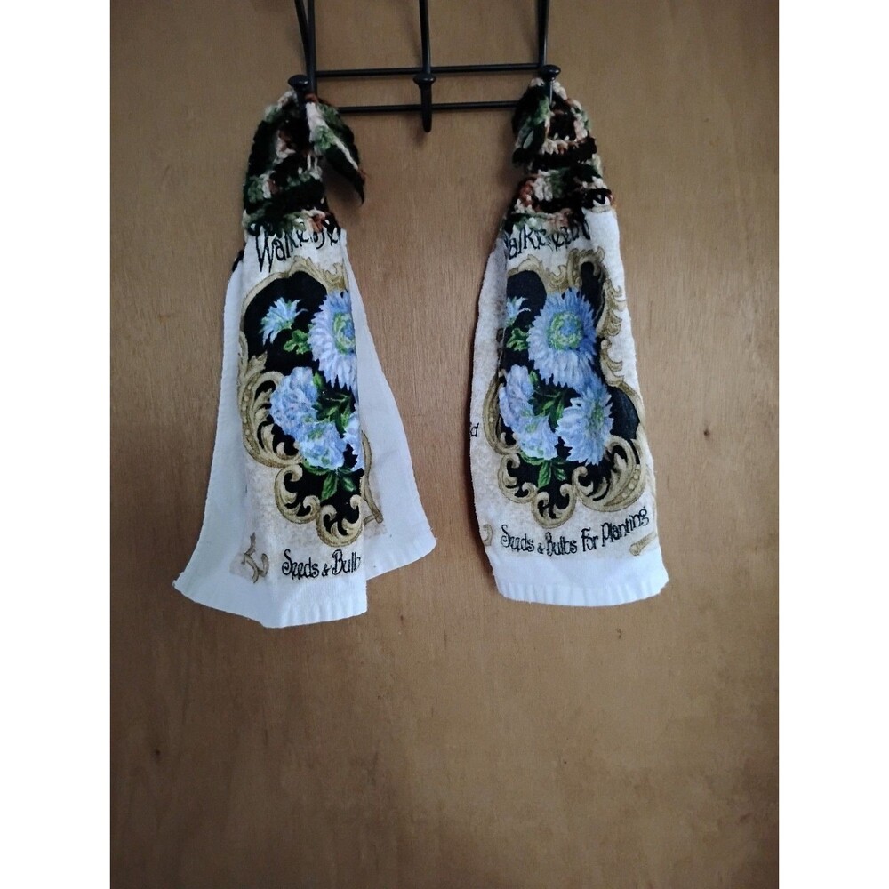 Floral Seed And Bulb Hanging Crochet Top Button Kitchen 2 Pack Towels